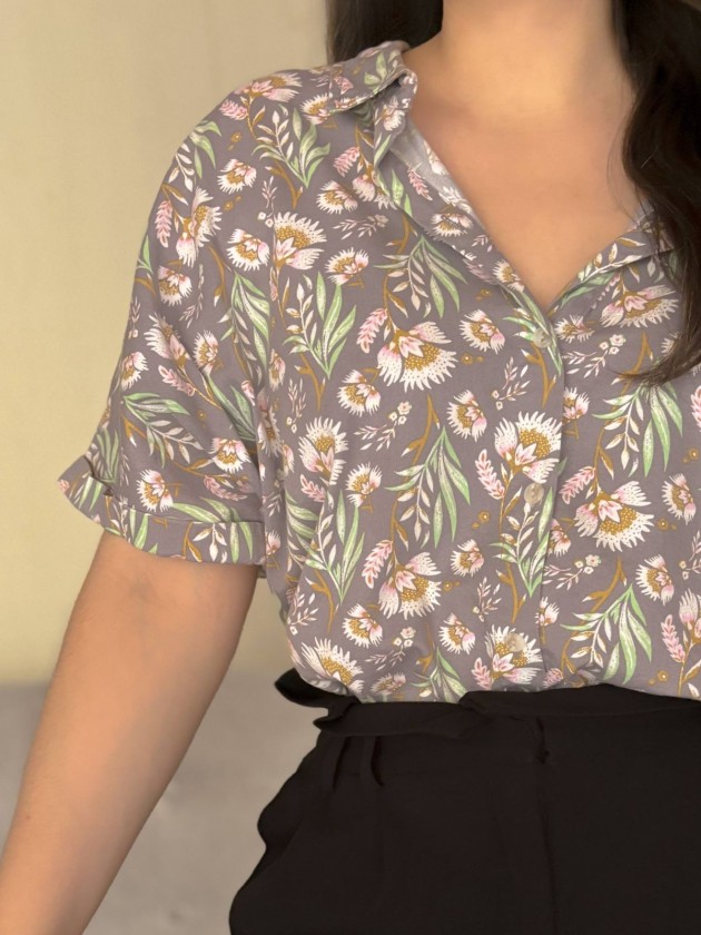 BLUSA LILIES