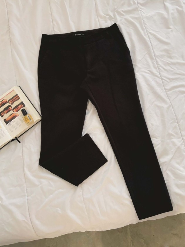 PANTALON NEGRO BASICS