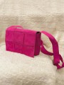 CARTERA CASSETTE FUCSIA